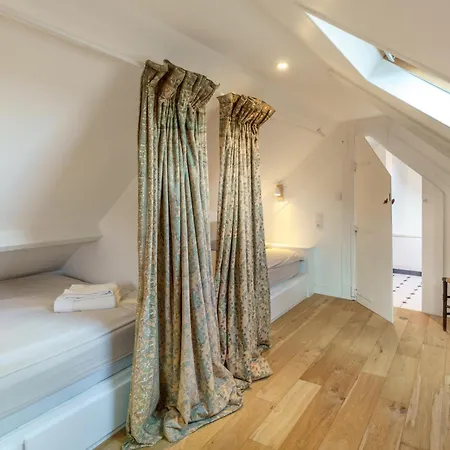 La Belle Aventure Guest house